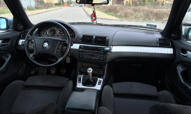 BMW 318D 6